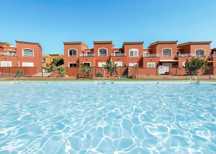 Tucanes Villa *