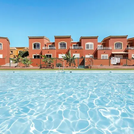 Tucanes Villa *