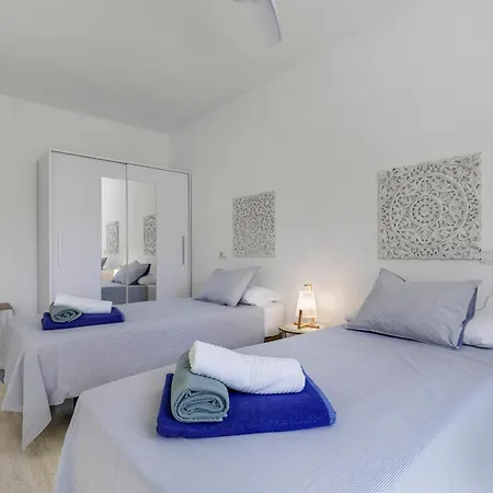 Tucanes Villa Corralejo